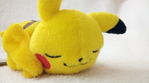 Pikachu Mania Sleeping keychain Plush