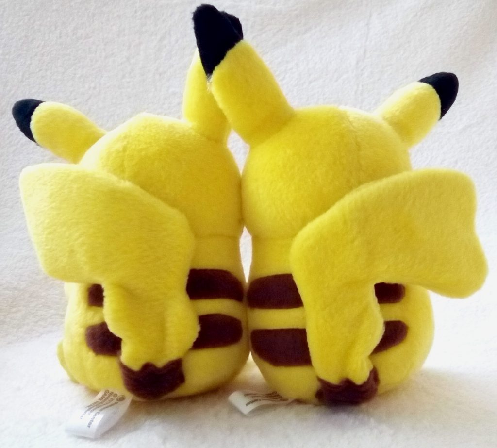 Pokémon Center Valentine 2012 Couple plush back