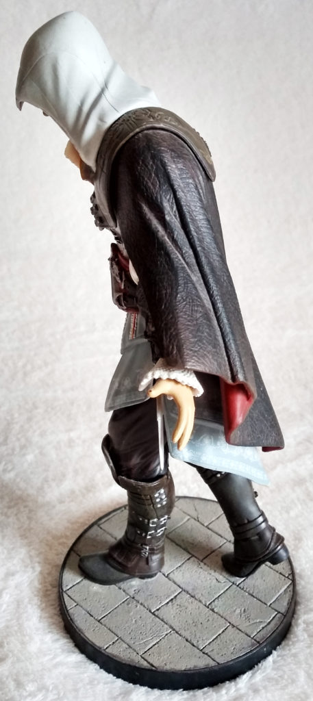 Assassin's Creed II Ezio Auditore Collection - White version left