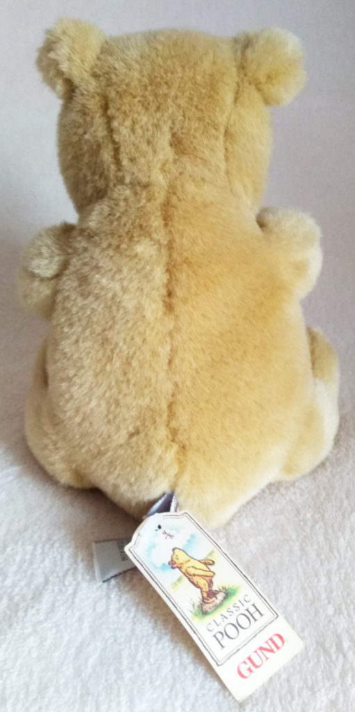 Winnie the Pooh - Classic Pooh plush by Gund back