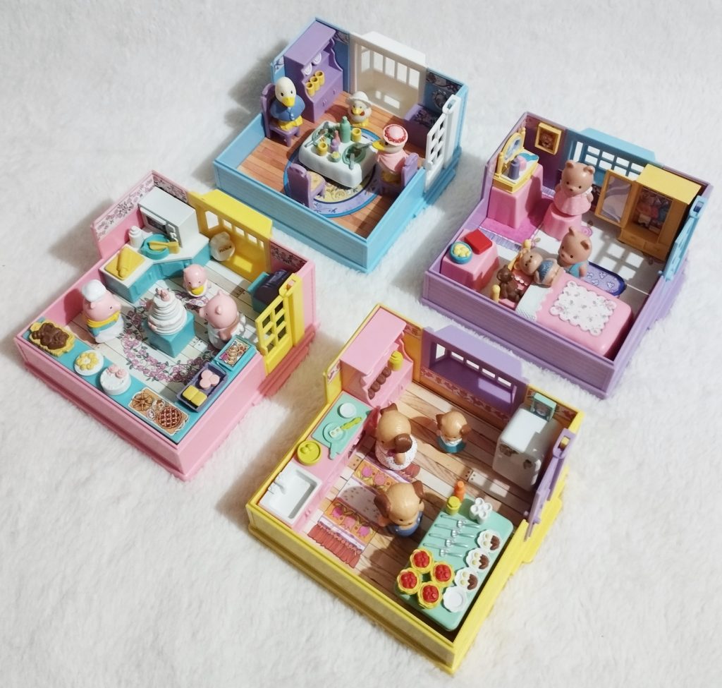 Furry Families by Takara, small playsets