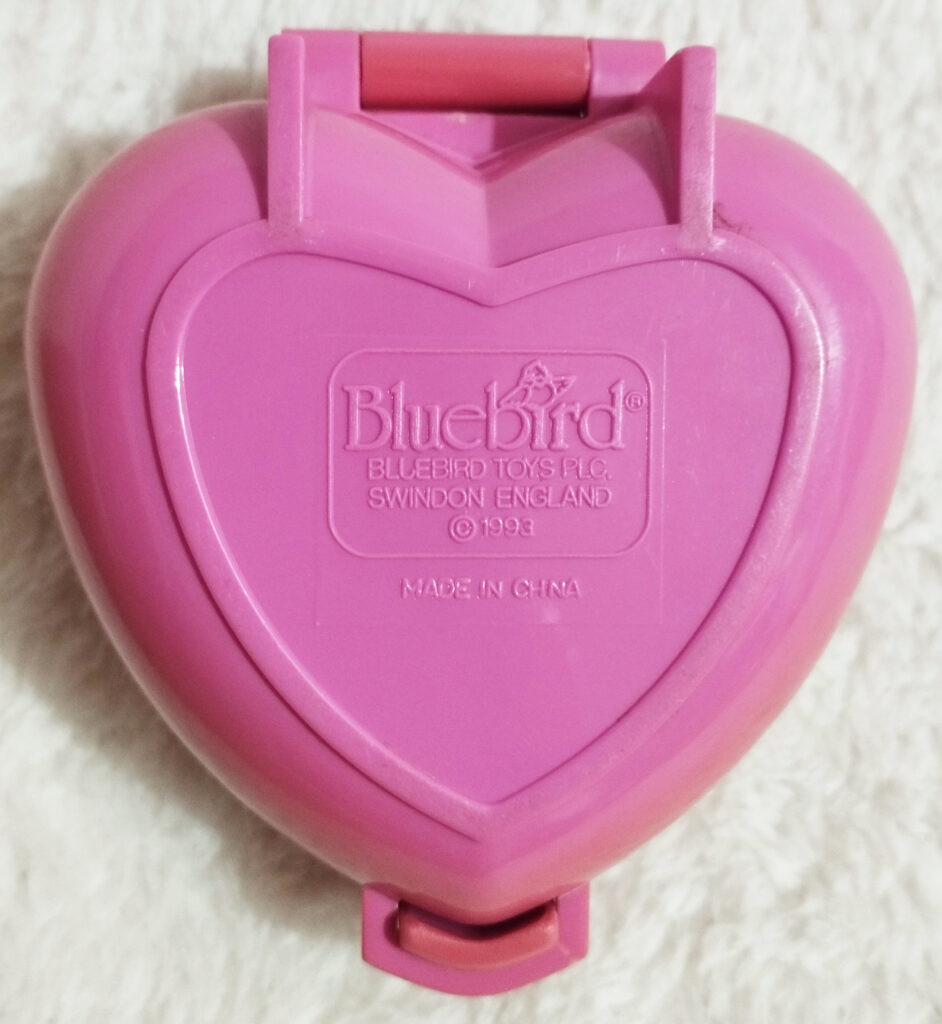 Polly Pocket by Bluebird, Polly and her puppies, back compact