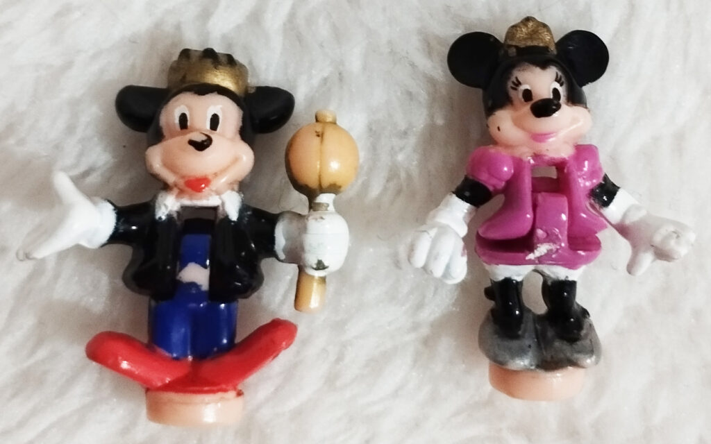 Disney Tiny Collection by Bluebird - Mickey and Minnie Playcase, figures