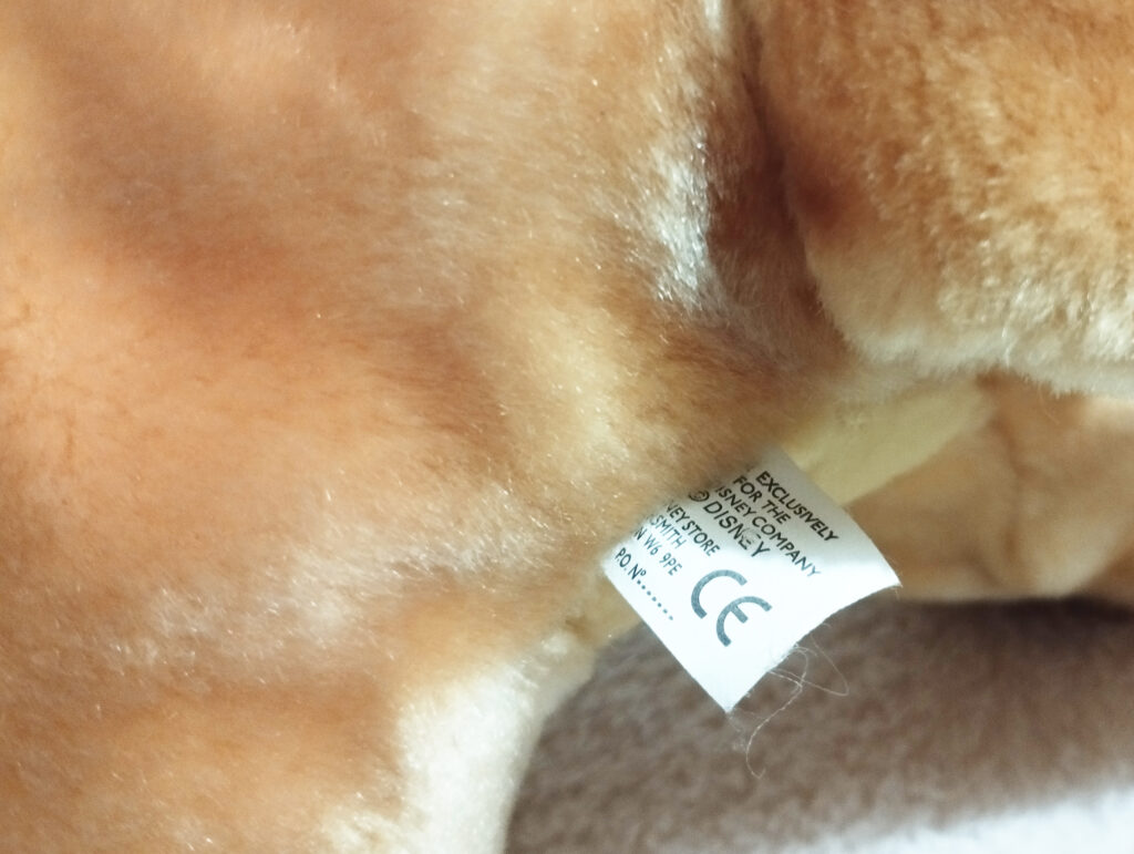 Simba (young) 2004 UK Disney Store plush - tush tag