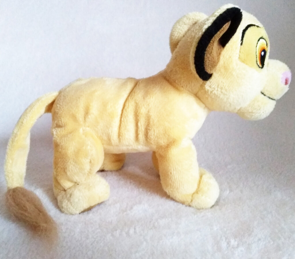 Simba (young) 2010 UK Disney Store plush by Disney Store - side