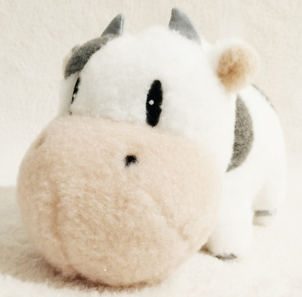 Story of Seasons Fluffy Cow plush by Marvelous - Black and White Spotted Fluffy Cow front